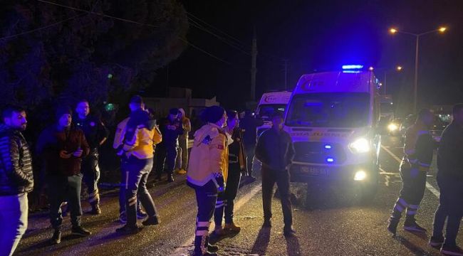 Kazada yolcu otobüsü meyve bahçesine savruldu