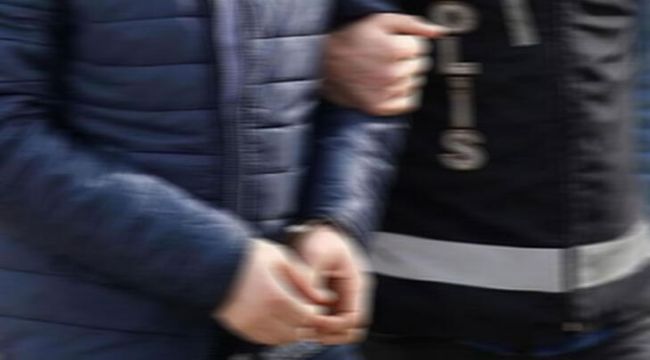 Kendisini polis olarak tanıtarak 1 milyon TL dolandırdı
