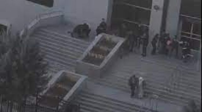 Mersin Adliyesi bahçesinde duruşma öncesi kavga