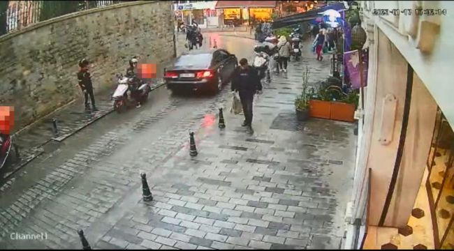 Motokurye olarak gittiler "gizli polisiz" deyip 10 bin dolar çaldılar
