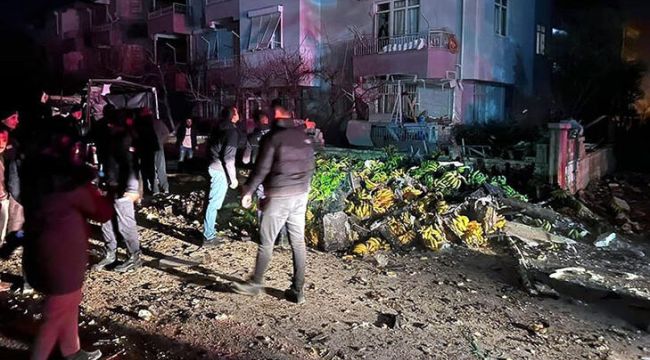 Muz yüklü dorsenin patlayan kliması çevrede hasar ve panik yarattı