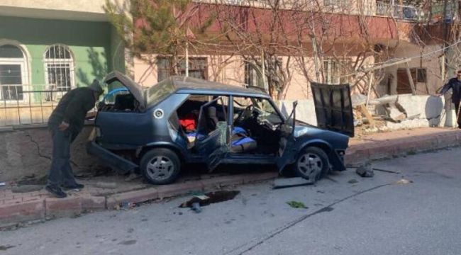 Polisten kaçan ehliyetsiz sürücü kaza yaptı