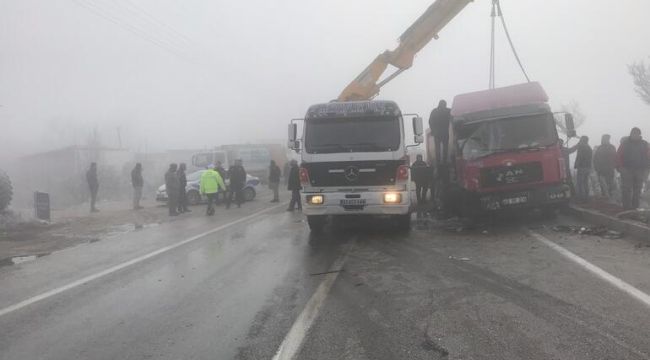 Sis zincirleme kazaya neden oldu
