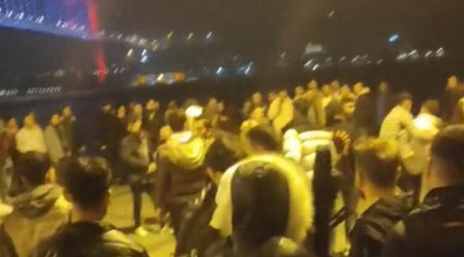 Yılbaşı gecesi trende tekmeli yumruklu kavga