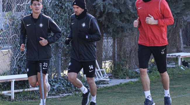 Altay ve Altınordu’nun kalecileri zirvede