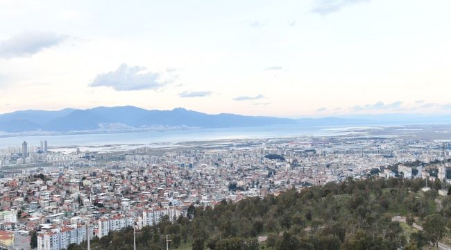 Başkan Gümrükçü: Çiğli’de 30 binden fazla yapı var, tamamını inceleyeceğiz