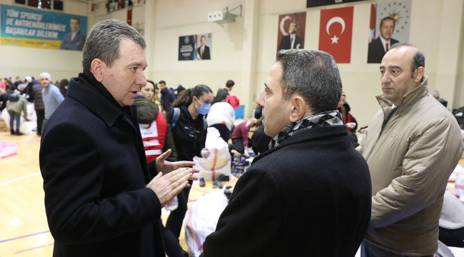 Bergama depremzedelere yardım kampanyasında tek yürek