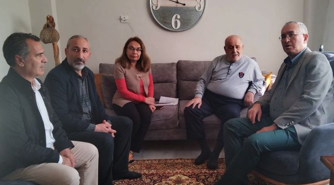 CHP’li Sertel İzmir’e sığınan depremzedeleri ziyaret etti