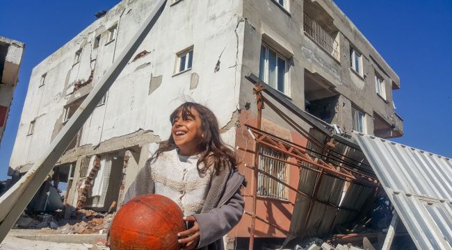 ‘Çocuklar gülsün’ diye, Bursa Büyükşehir sahada