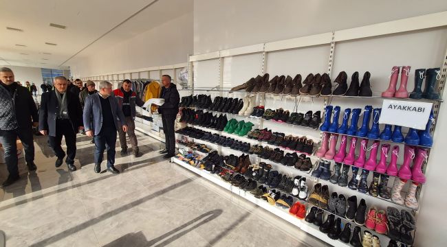 Çorum’a gelen depremzedeler için hayır çarşısı kuruldu