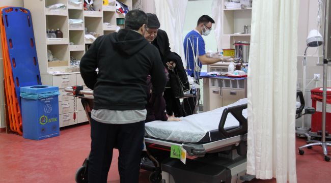 Deprem bölgesinden gelenler için hastanede "depremzede iyilik koridoru" kuruldu