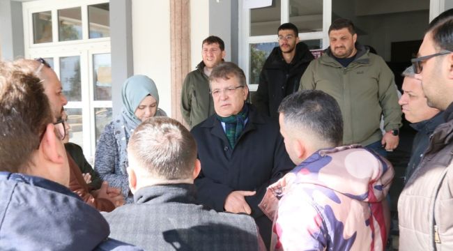 Edremit Belediyesi depremzedelerin yanında