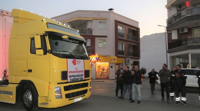 Efeler, depremin yaralarını sarmaya devam ediyor