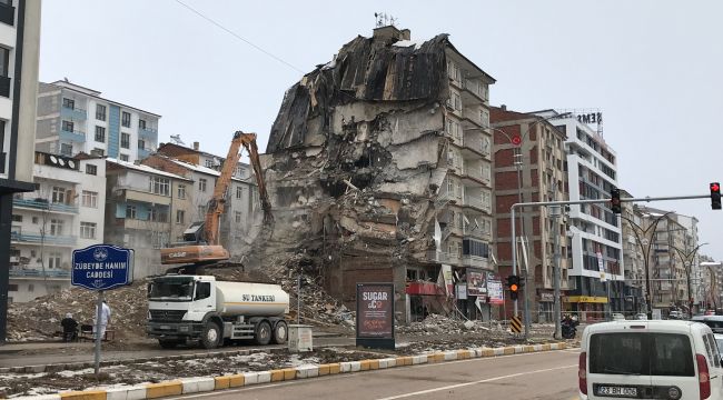 Elazığ’da 664 binanın ağır hasarlı ve yıkık olduğu tespit edildi