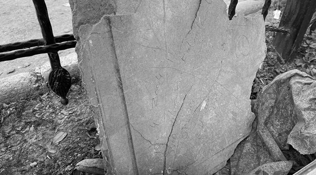 Kahramanmaraş’ta enkazda “Ben ölürsem kalanlar okusun” yazılı tahta parçası bulundu