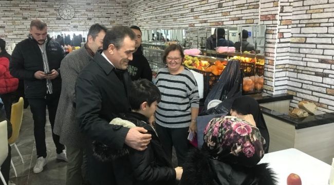 Kaymakam Memiş, depremzedeleri ziyaret etti