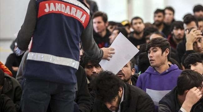 Kocaeli'de 36 düzensiz göçmen sınır dışı edildi