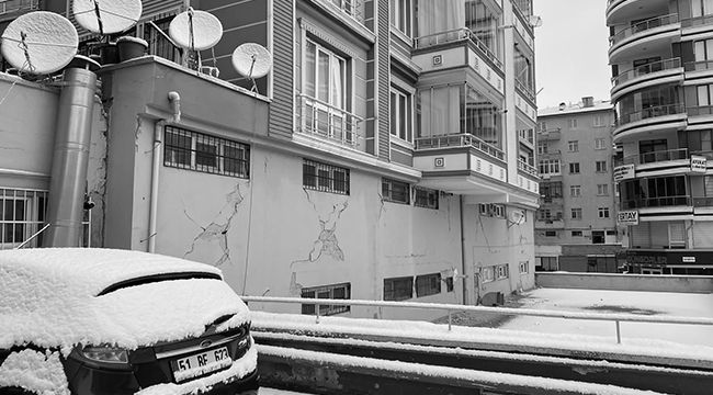 Niğde’de hasar gören 13 bina boşaltıldı