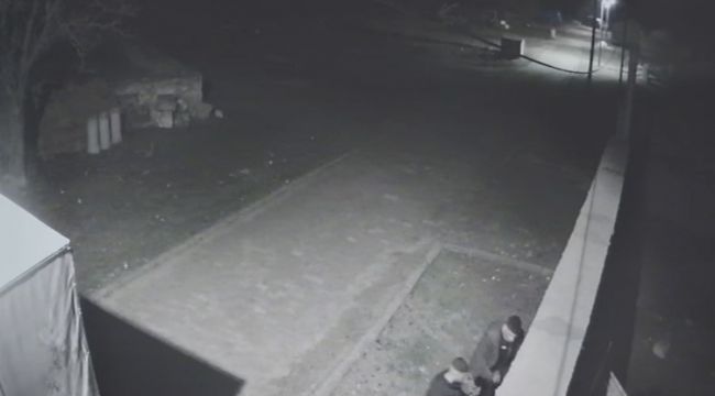 Otomobil aküsü hırsızlığının şüphelileri yakalandı