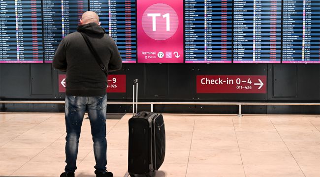 Almanya'da havalimanlarında grev, uçuşlar iptal edildi