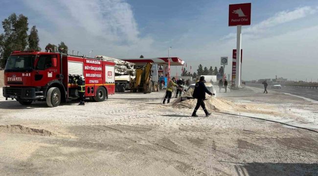 Benzin istasyonun yanında alev alan araç korku dolu anlar yaşattı