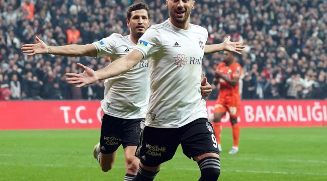 Cenk Tosun, Fenerbahçe'ye ilk golünü atmanın peşinde