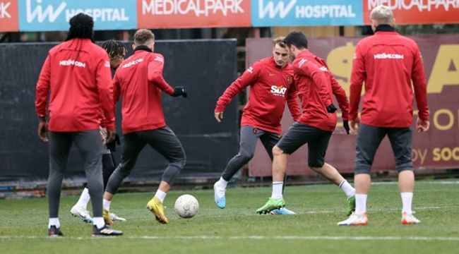 Galatasaray'da Mertens bireysel çalışmalarını sürdürdü