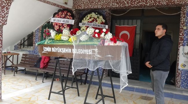 Kaçırıldığı araçtaki kazada hayatını kaybetmişti duvak ile uğurlandı