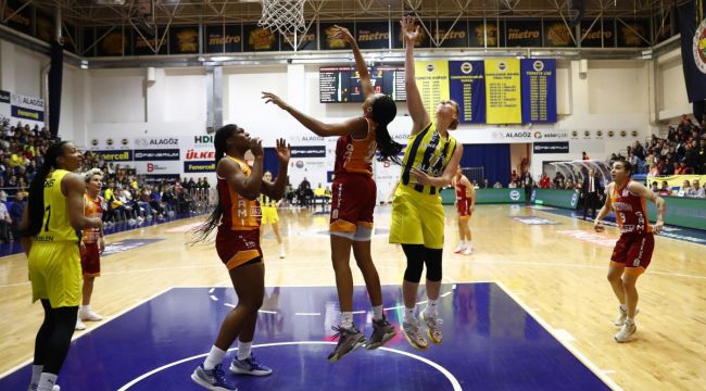 Kadınlar basketbolda derbi heyecanı: Galatasaray - Fenerbahçe