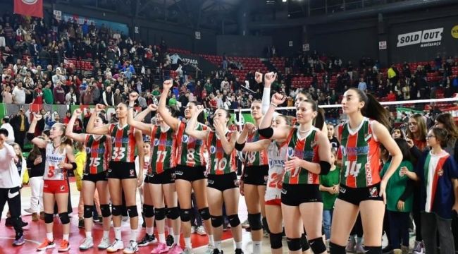Voleybolda İzmir derbisi