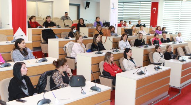 Bayraklı’da ‘dermatoloji’ semineri