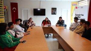 Bayraklı’da gençlik meclisi toplandı: Seçim güvenliği için sahada çalışacaklar