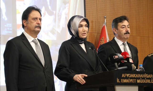 Afyonkarahisar'da kökünü kurutma operasyonu: 112 gözaltı