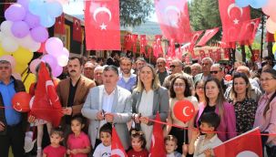 Ceyda Vekil Kınık'ta gönülleri fethediyor: "Çocuklar geleceğimizin mimarlarıdır"