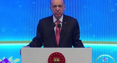 Cumhurbaşkanı Erdoğan'dan yeni anayasa mesajı