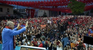 Erdoğan: Asıl rakibimiz CHP Genel Başkanı değil rehavet