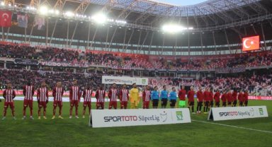 Galatasaray ile Sivasspor 34. randevuda