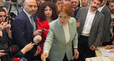 İYİ Parti Genel Başkanı Akşener, oyunu Üsküdar'da kullandı