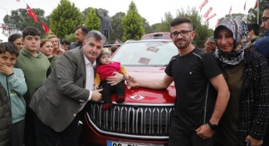 Kınık'ta TOGG rüzgarı esti: "Ülkemizin gururu olan TOGG, Kınık'ımızda"