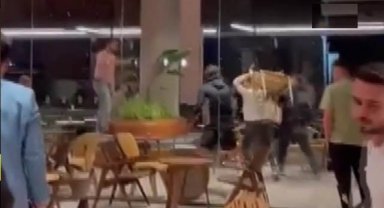 'Kız arkadaşıma baktın' kavgasında sandalyeler havada uçuştu