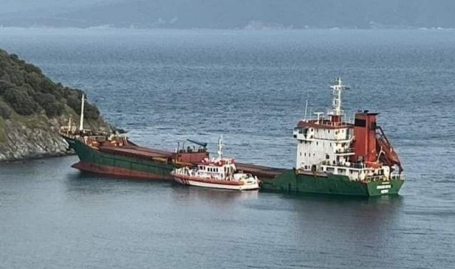 Marmara Adası'nda karaya oturan gemi kurtarıldı