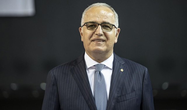 Mehmet Akif Üstündağ: 'Şahsım ve camiam adına çok mutlu ve gururluyum'