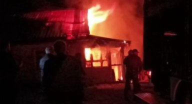 Sakarya'da korkunç yangın: Alevler bir anda her yeri sardı