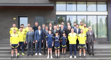 TFF Başkanı Mehmet Büyükekşi'den, Fenerbahçe Futbol Akademisi'ne ziyaret