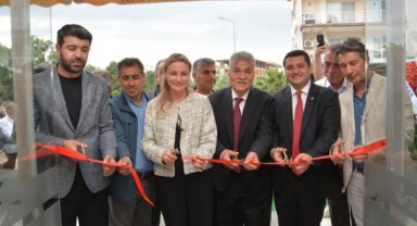 Torbalı’da ilk Kitap Kafe açıldı: Başkan Tekin'den müjde