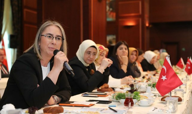 AK Partili Çankırı İzmir Barosu’nun ‘Onur Haftası’ propagandasına ateş püskürdü