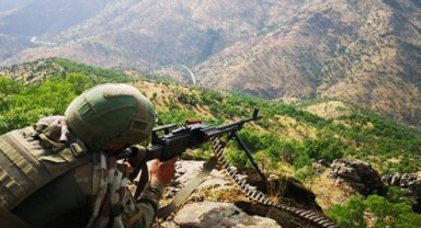 Ali Yerlikaya açıkladı: '3 terörist etkisiz hale getirildi'