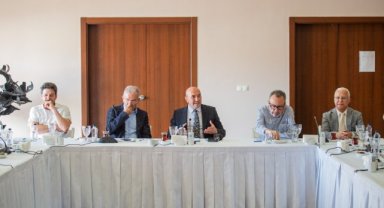 Başkan Soyer’den Kemeraltı çağrısı