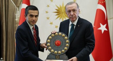 Cumhurbaşkanı Erdoğan, Peru Büyükelçisi Cesar Augusto De Las Casas Diaz'ı kabul etti