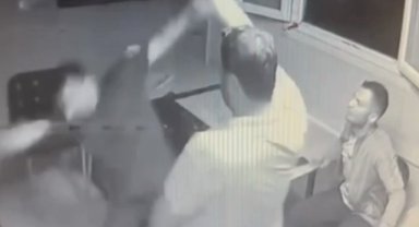 İstanbul'da film sahnesi gibi silahlı kavga